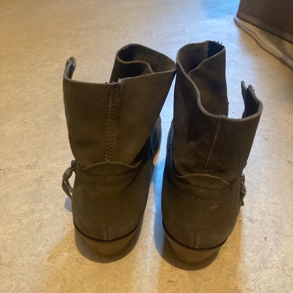 Womens Frye Boots - Picture 3 of 6